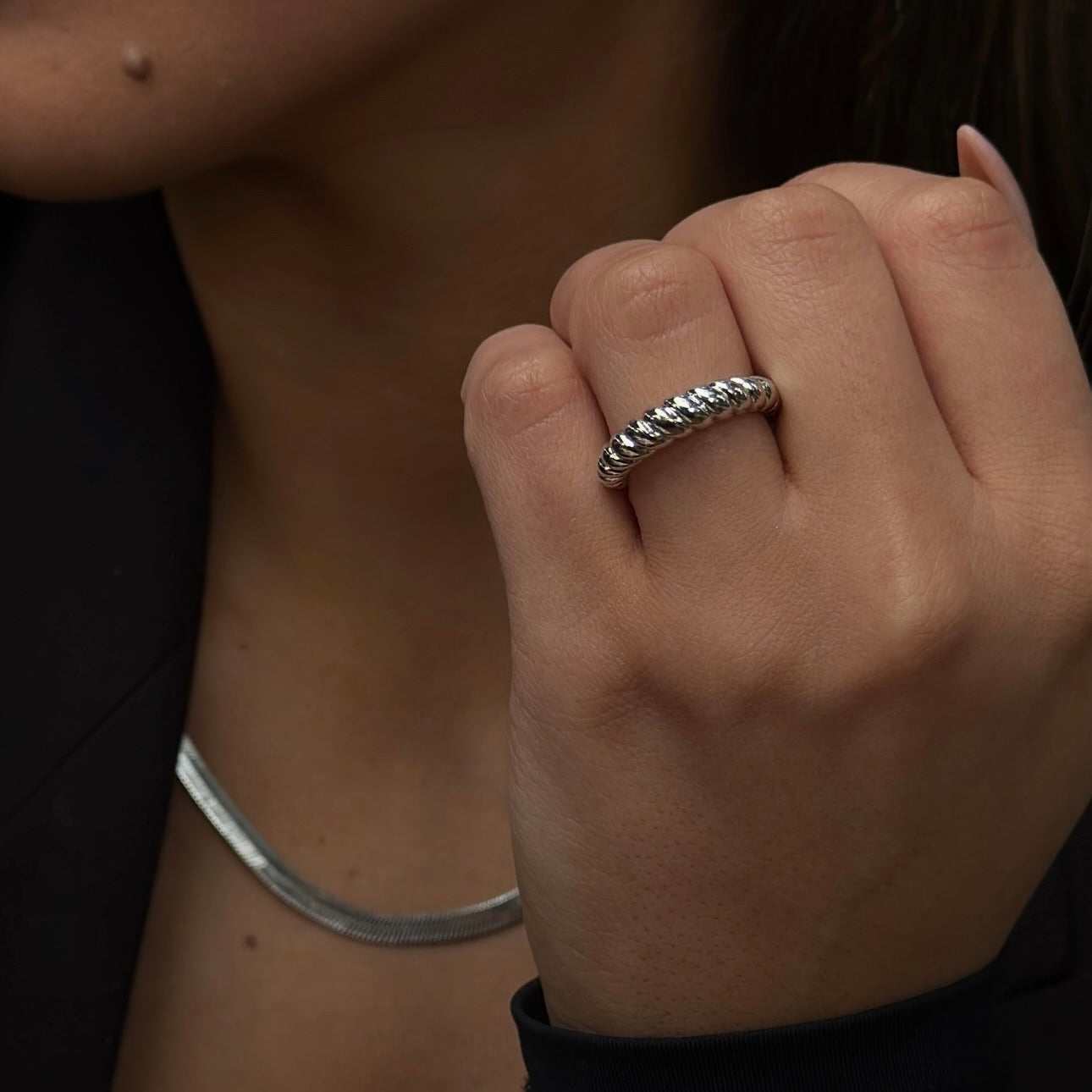 Nora ring