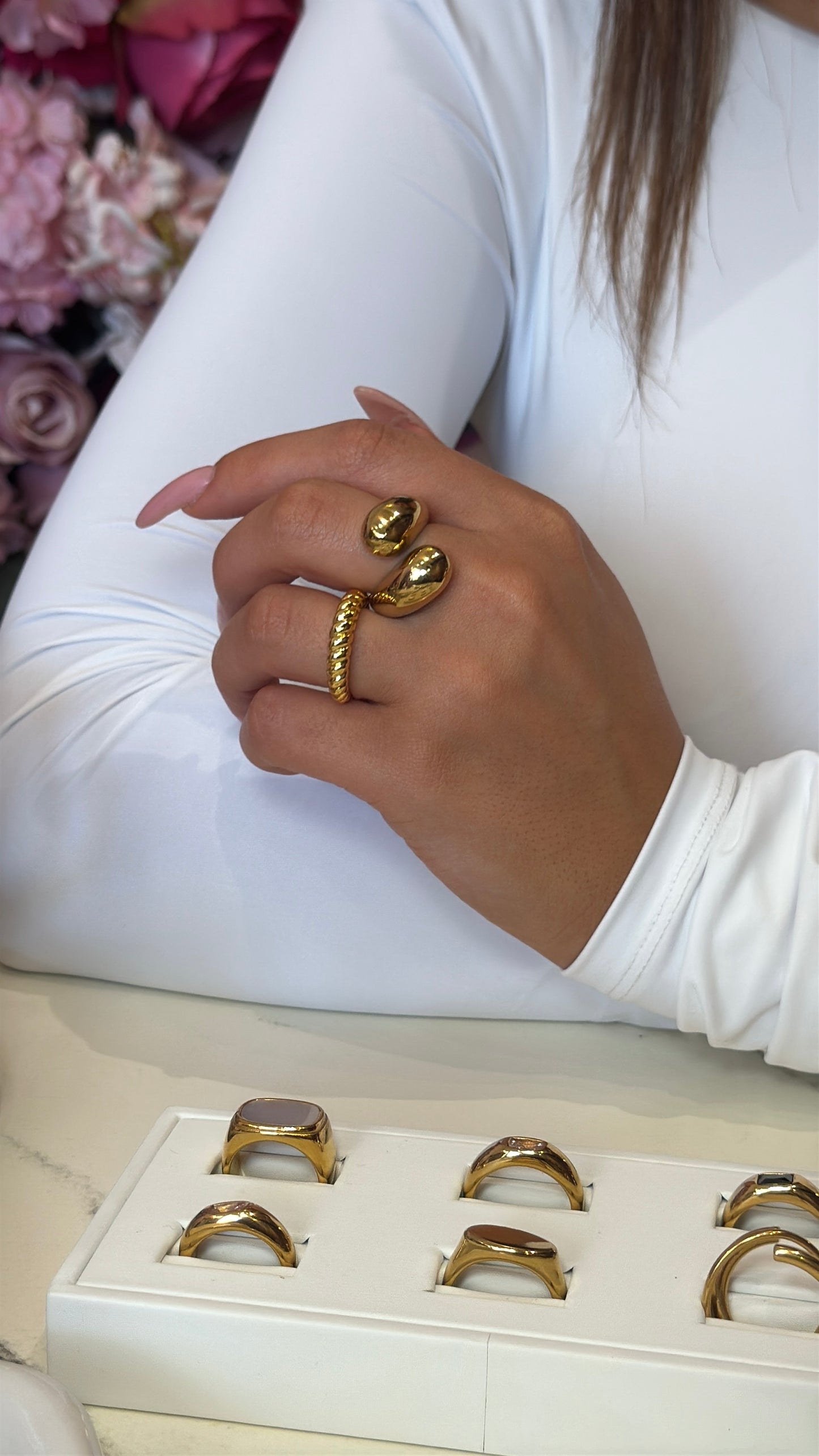 Nora ring