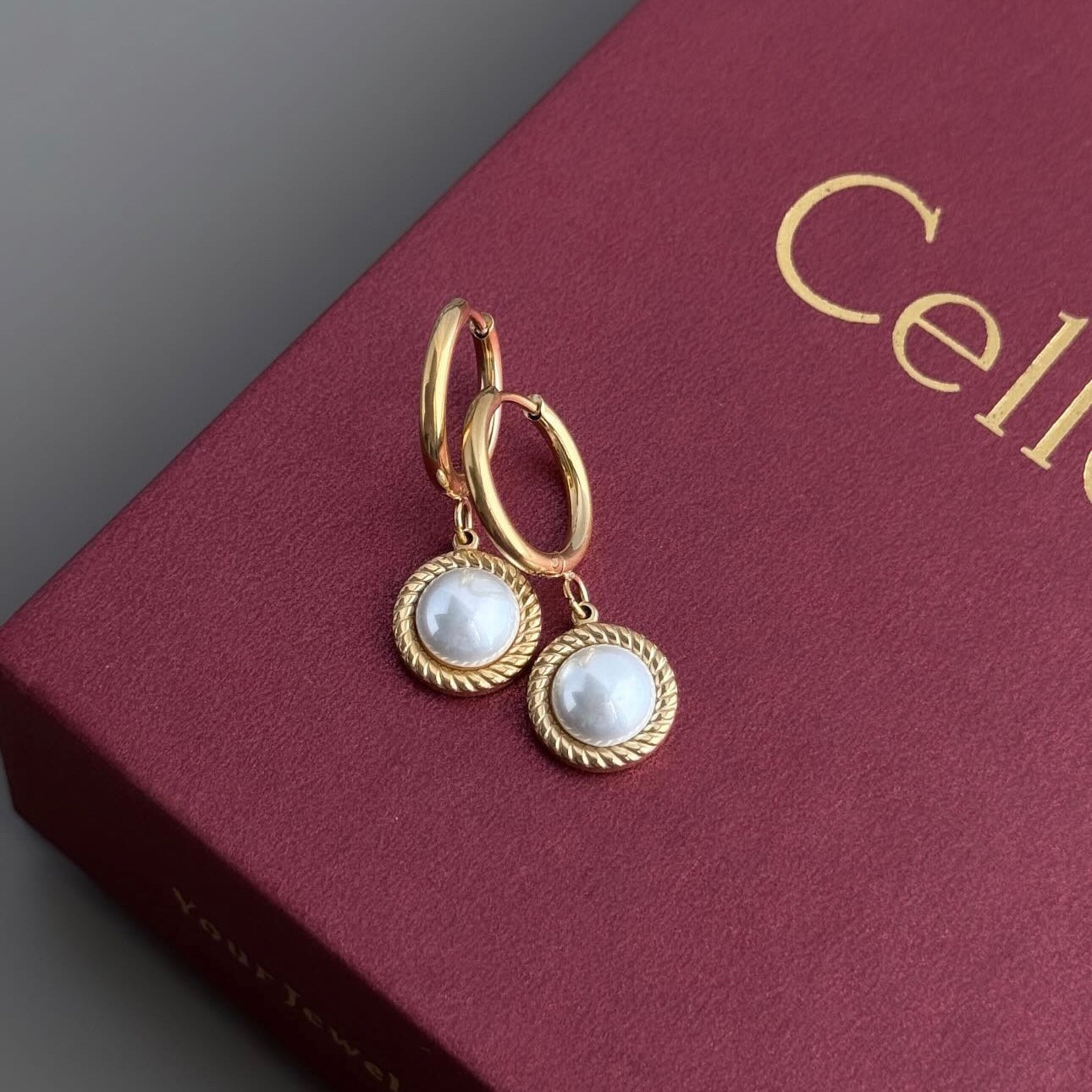 Sara Earrings